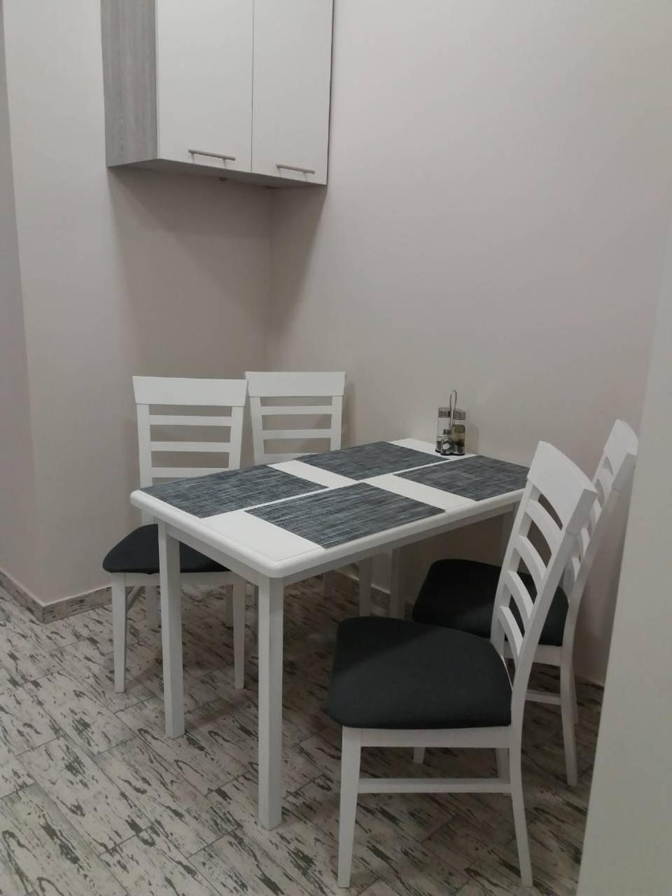 Skelnaia Apartment Λβιβ Εξωτερικό φωτογραφία